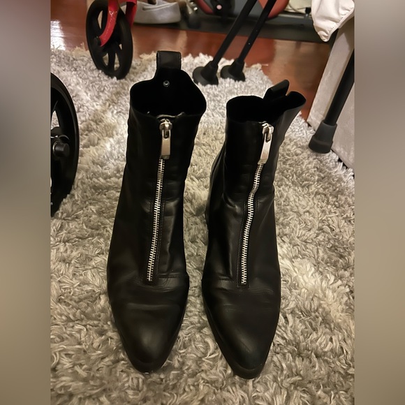 ZARA Leather Bootie - Picture 4 of 9